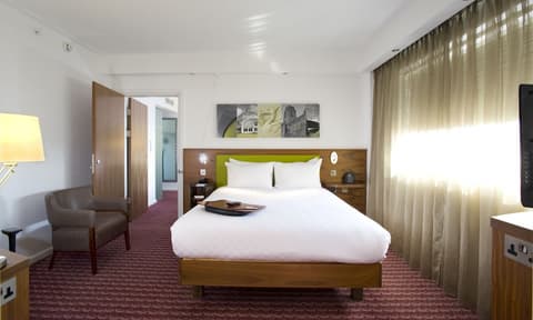 Hampton by Hilton Liverpool City Center, Room