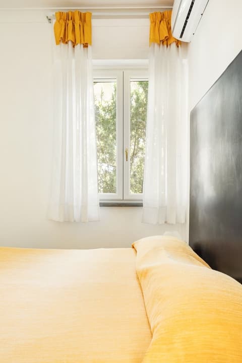 YourHome - Villa Sorrento, Room