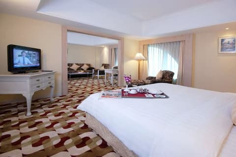 Berjaya Waterfront Hotel, Room