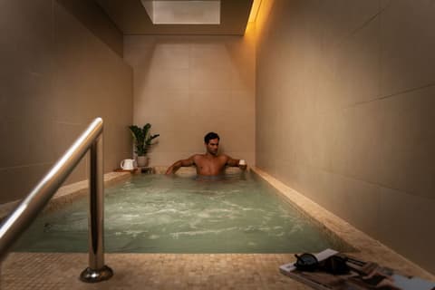 Sheraton Mall of the Emirates Hotel, Dubai, Spa
