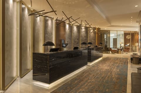 Sheraton Mall of the Emirates Hotel, Dubai, Reception