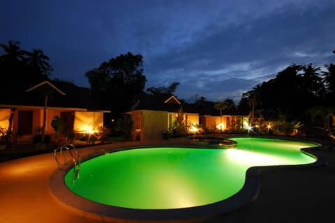 Sunda Resort, Outdoor pool