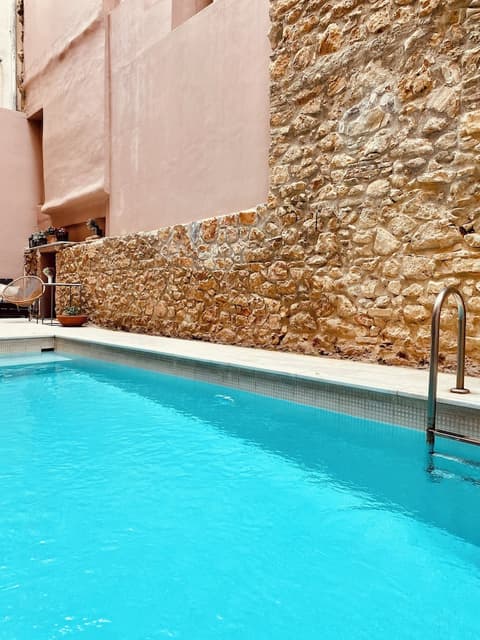 Art Suites Athens, Pool