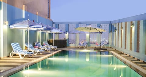 Rayan Hotel Sharjah, Outdoor pool