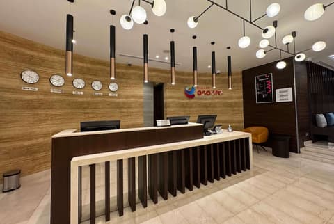 Ramada Encore by Wyndham Doha, Lobby