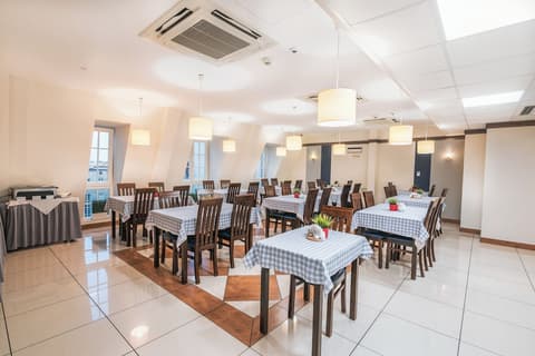 Hotel Piast, Restaurant