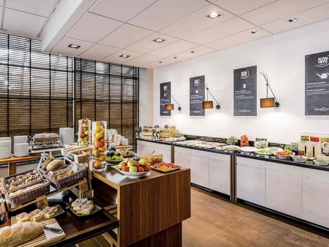 Mercure Warszawa Airport, Breakfast area