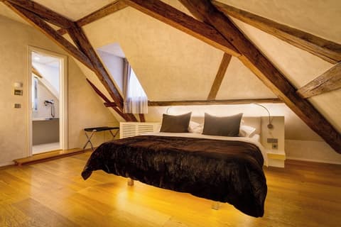 Hotel Three Storks, Room