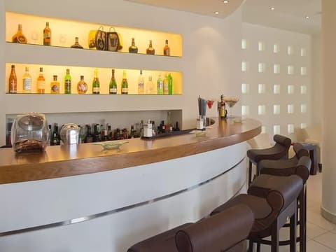 Delina Mountain Resort, Lobby sitting area