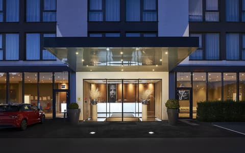 LEGERE HOTEL Luxembourg, Interior entrance