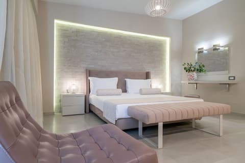 Balcony Hotel - Adults Only, Room