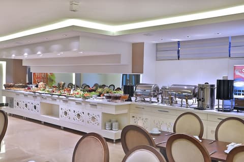 Grand Sagcanlar, Breakfast area