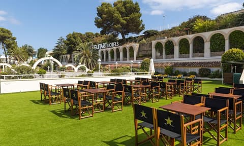 Guitart Central Park Aqua Resort, Poolside bar