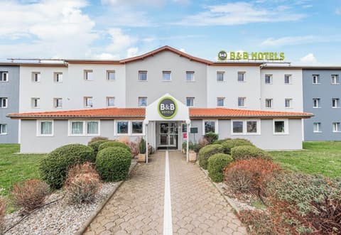 B&B HOTEL Mulhouse Kingersheim, Front of property