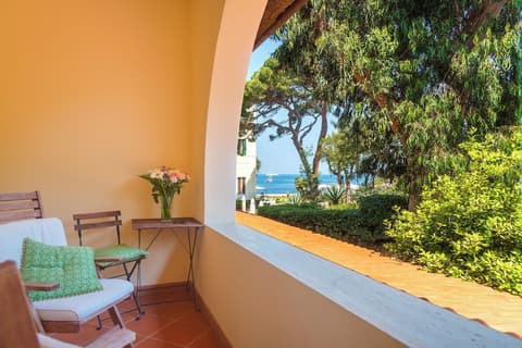 Hotel Villa Ottone, Terrace/patio