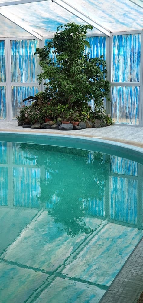 O Colmo, Indoor pool