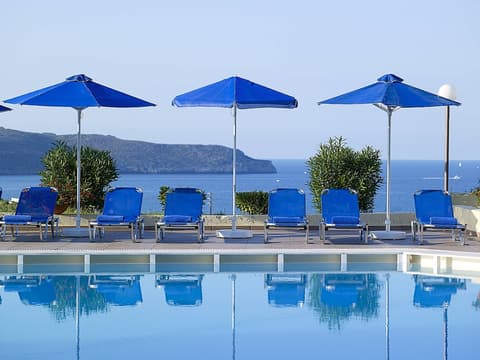 Eleftheria Hotel, Outdoor pool