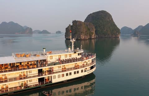 Emeraude Classic Cruises, Exterior