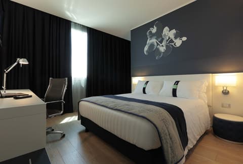 Holiday Inn Milan Nord Zara by IHG, Room