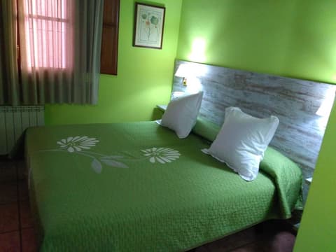 Hostal Can Missè, Room