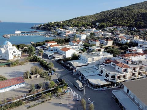 Hotel Agistri, Exterior