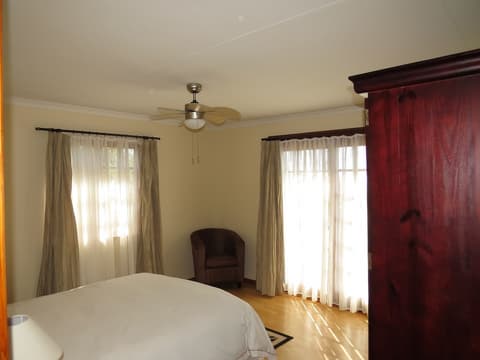 White House Lodge, Room