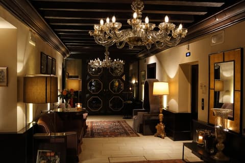 Aqua Palace Hotel, Lobby