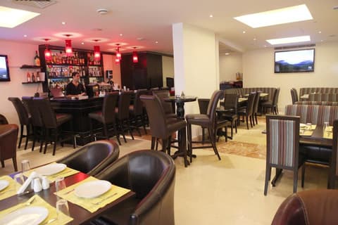 Mozart Hotel, Restaurant