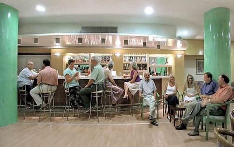 Irinna Hotel, Bar (on property)