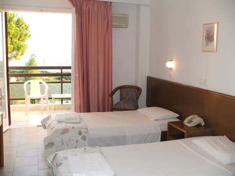 Irinna Hotel, Room