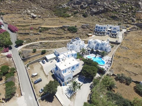 Maki's Place, Aerial view