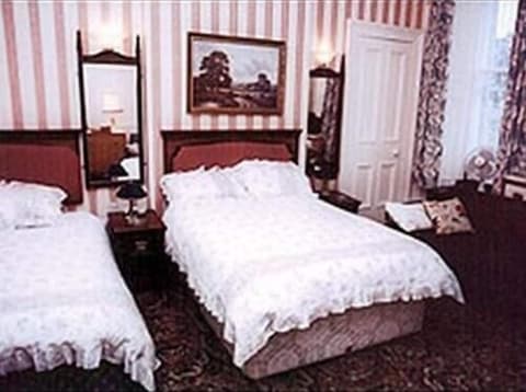 Eglinton Guest House, Miscellaneous