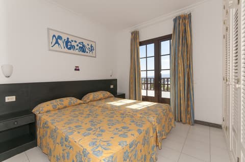 Apartamentos Plaza Azul, Room