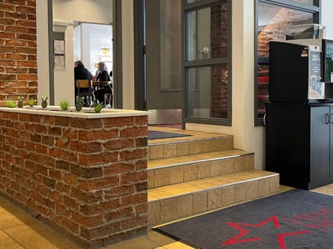 Hôtel du Nord, Reception