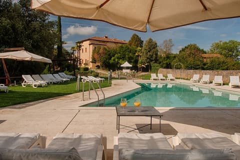 Villa Sabolini, Outdoor pool