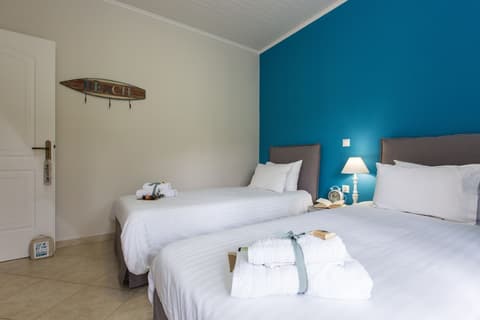 Villas Lefkothea, Room