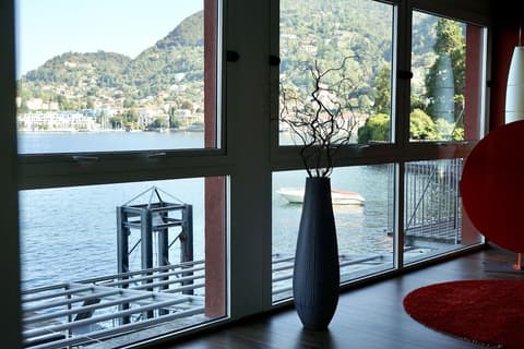 Il Porticciolo, Lobby sitting area