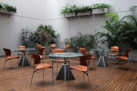 Monserrat Apart Hotel, Terrace/patio