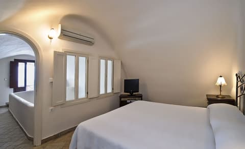 Mirabo Luxury Villas - Adults Only, Room