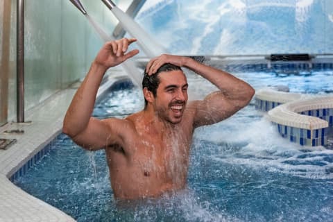 DoubleTree by Hilton Bogota Salitre AR, Indoor spa tub