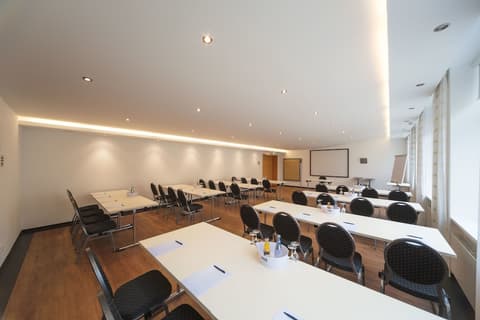 Bed'nBudget Expo-Hostel Rooms, Meeting facility