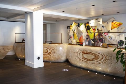 Hilton Vacation Club The Modern Honolulu, Lobby