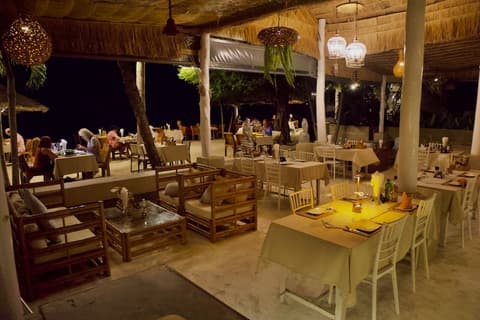 Milky Bay Resort, Reception