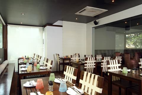 Svenska Design Hotel, Mumbai, Breakfast area