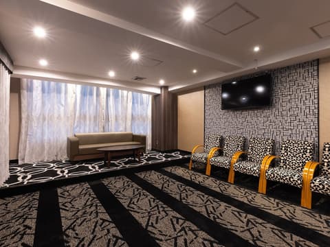 APA Hotel Niigata Higashinakadori, Lobby sitting area