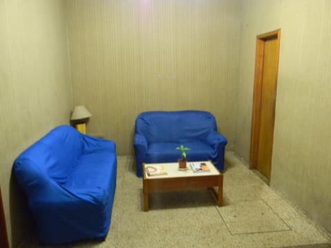 Hotel Americano, Lobby