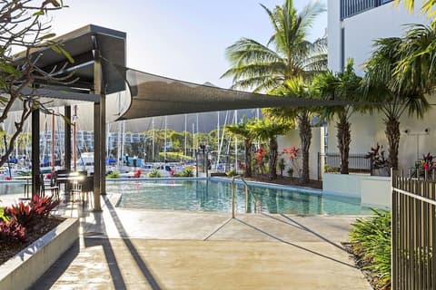 Peppers Blue on Blue, Outdoor pool