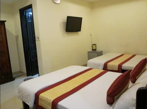 Canary Hotel Hue, Room