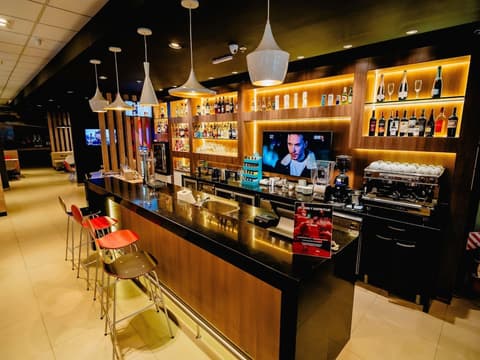 Ibis Asuncion, Miscellaneous