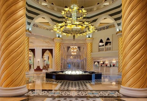 Jumeirah Zabeel Saray Dubai, Lobby